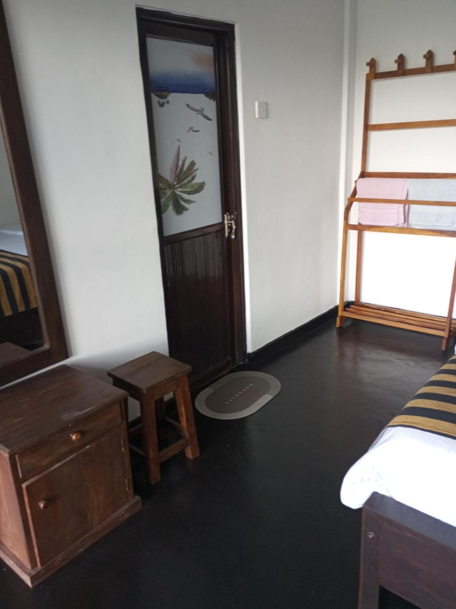 Chanidu Ella Inn Exterior photo