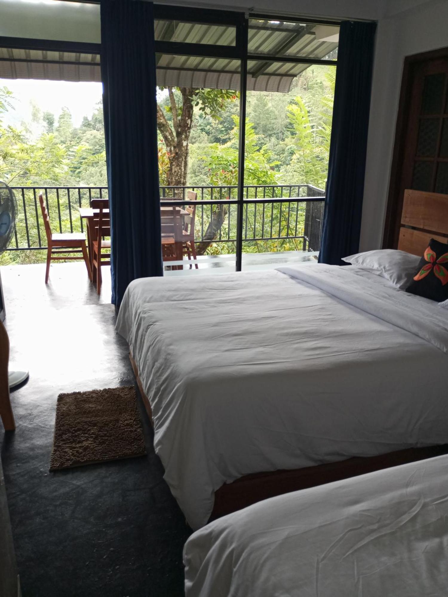 Chanidu Ella Inn Exterior photo